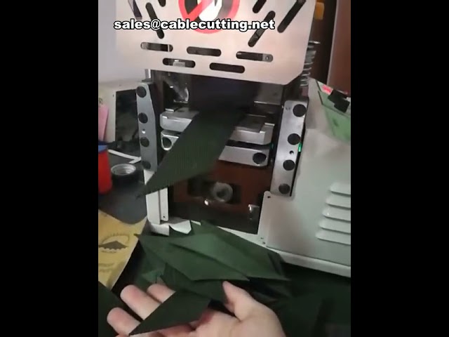 Volledig automatische snijmachine voor koude en warme zelfklevende elastische linten