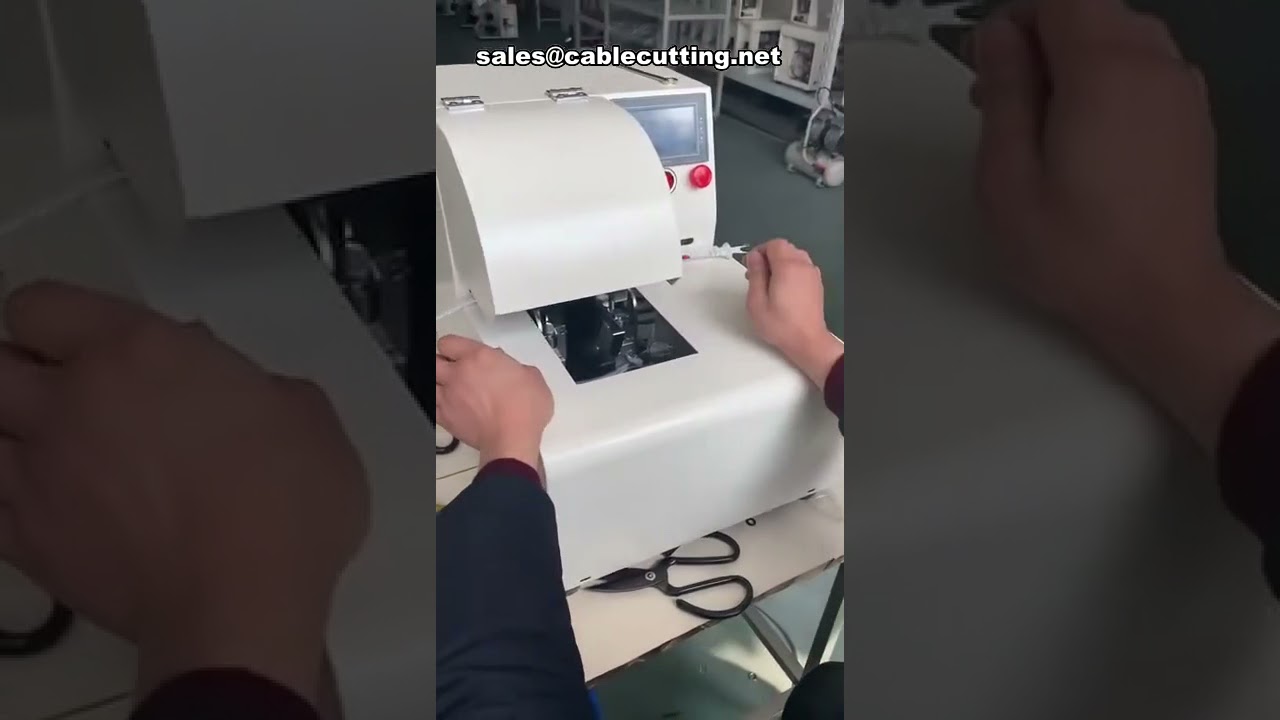 Geautomatiseerde tapewikkelmachine voor vlakke kabels en draadbundels