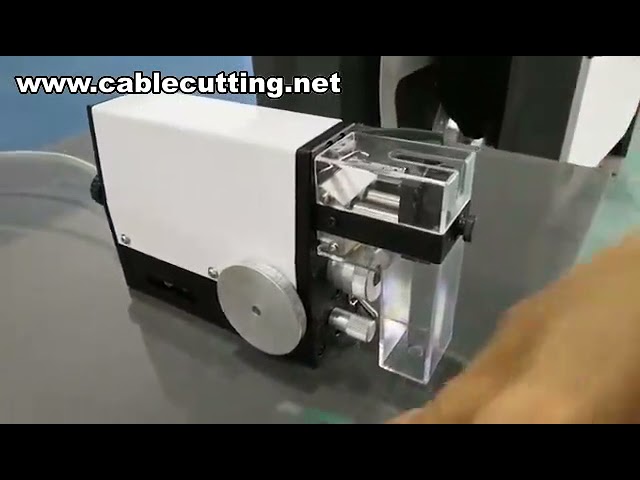 Professionele meeraderige draadstripmachine voor PVC & Teflon kabels – Inductief pneumatisch