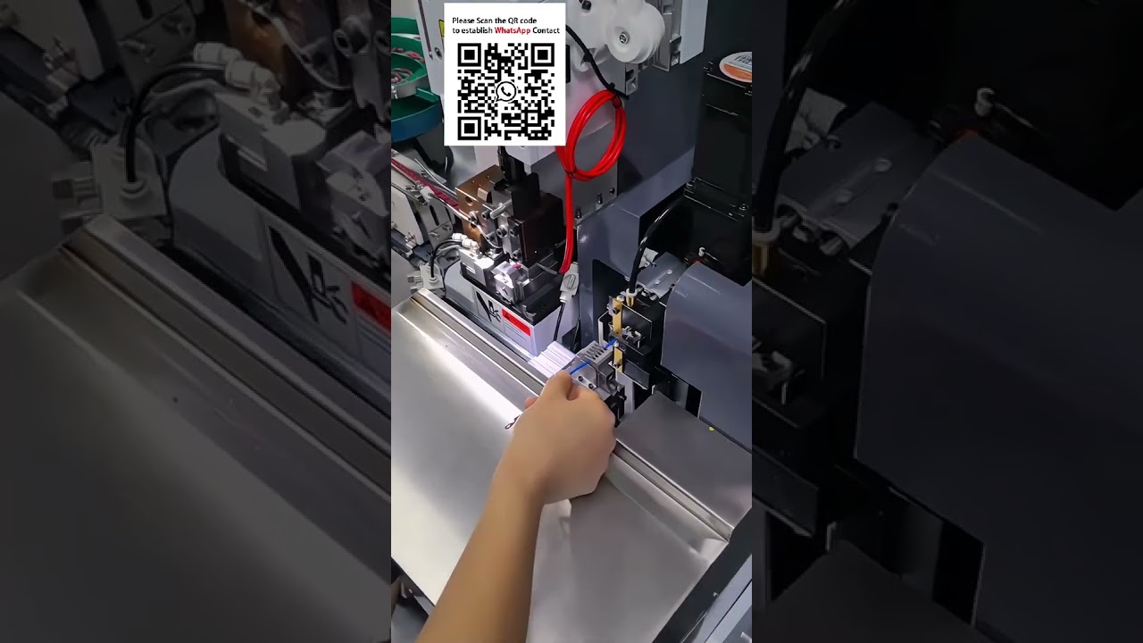 Automatische stripper-krimpmachine voor losse terminals | Precisie draadverwerking