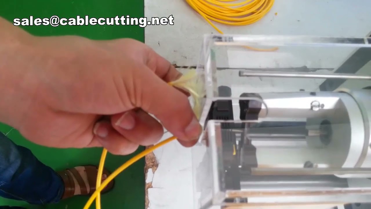 Coaxkabel afstripmachine en productiemachine | Precisie voor micro coaxkabels