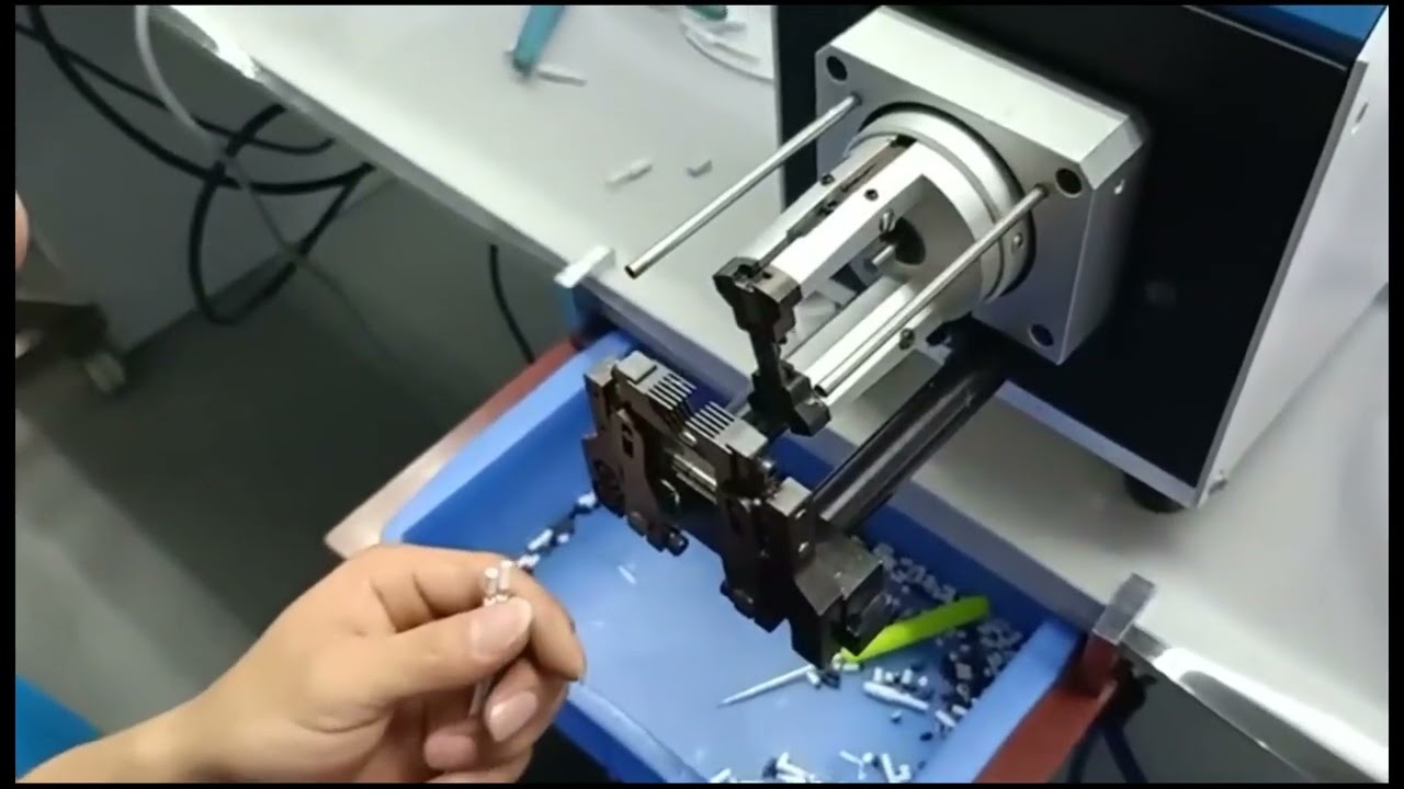 Semi-automatische coaxkabel stripmachine voor RG58 en RG6