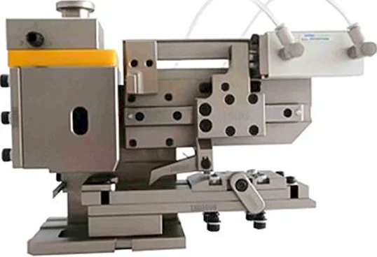 Pneumatische Rechte Terminal Krimpmatrijs - Terminalkrimpapplicator